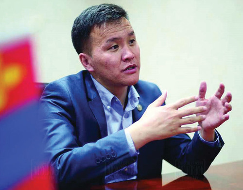 #ШУУД Өмгөөлөгч Ү.Амарбат: УИХ-ын дарга Д.Амарбаясгалангийн “нэр төр, алдар хүндийг гутааж, хуурамч мэдээлэл байнга тараасан” асуудлаар УИХ-ын гишүүн Б.Энхбаярт иргэний хэрэг үүсгэсэн